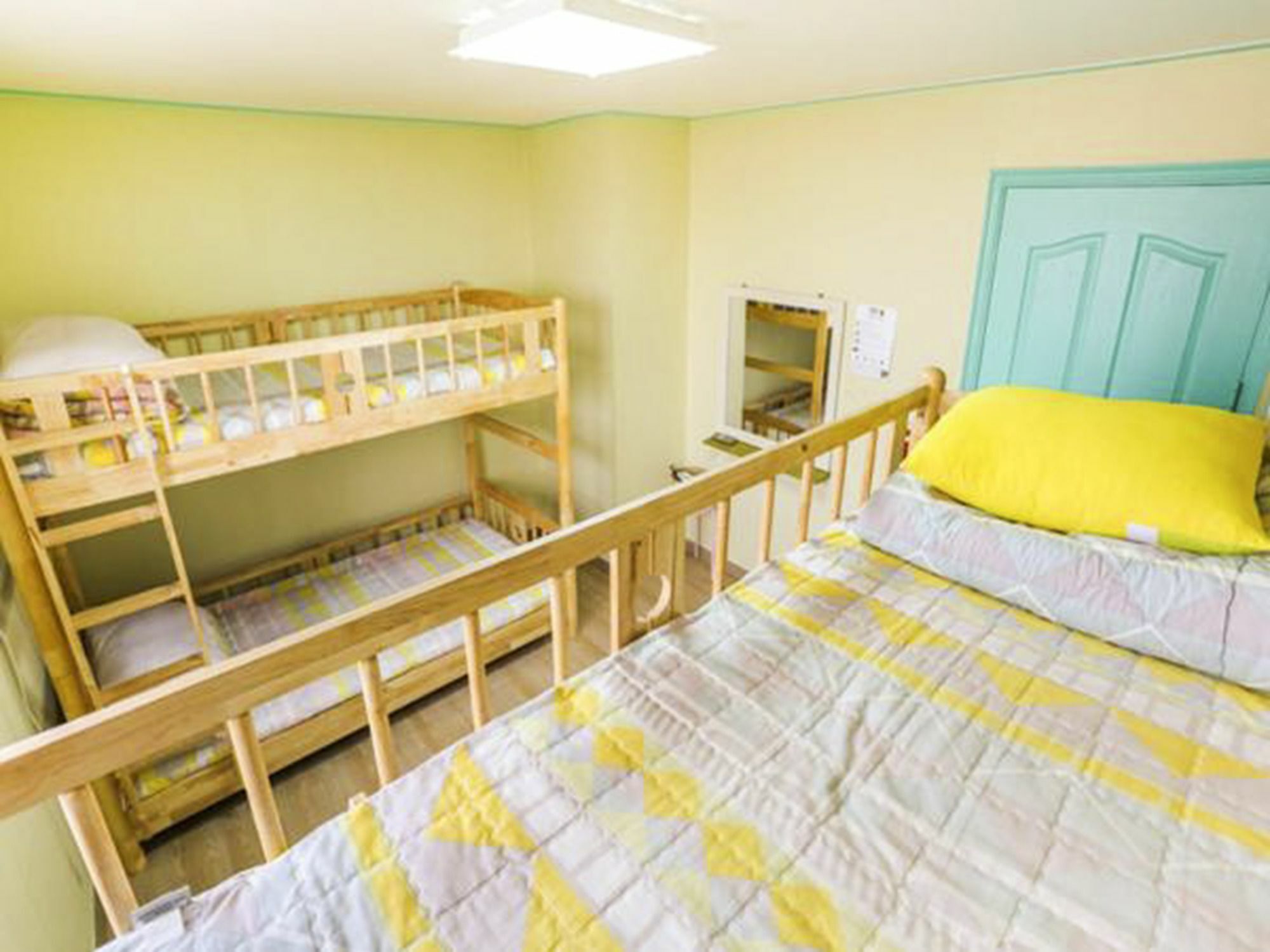 Fun Fun Stay Guesthouse Seoul Bagian luar foto